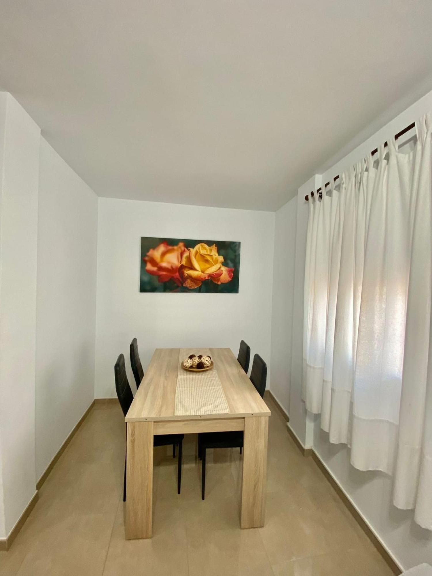 “Smile Nerja” Chic Apartment With Wifi, 4 Guests Exterior foto